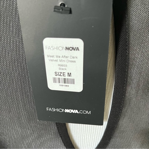 S|O|L|D❌FASHION NOVA Glitter Velvet mesh dress size M - Picture 5 of 6
